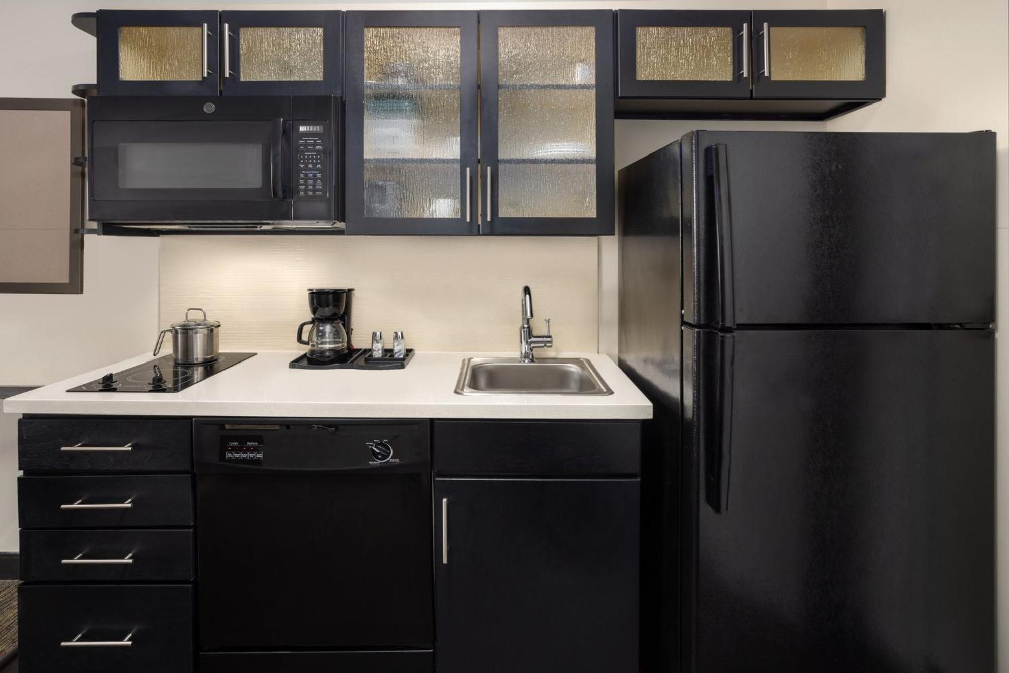 Candlewood Suites Philadelphia - Airport Area By Ihg Chester Exteriér fotografie