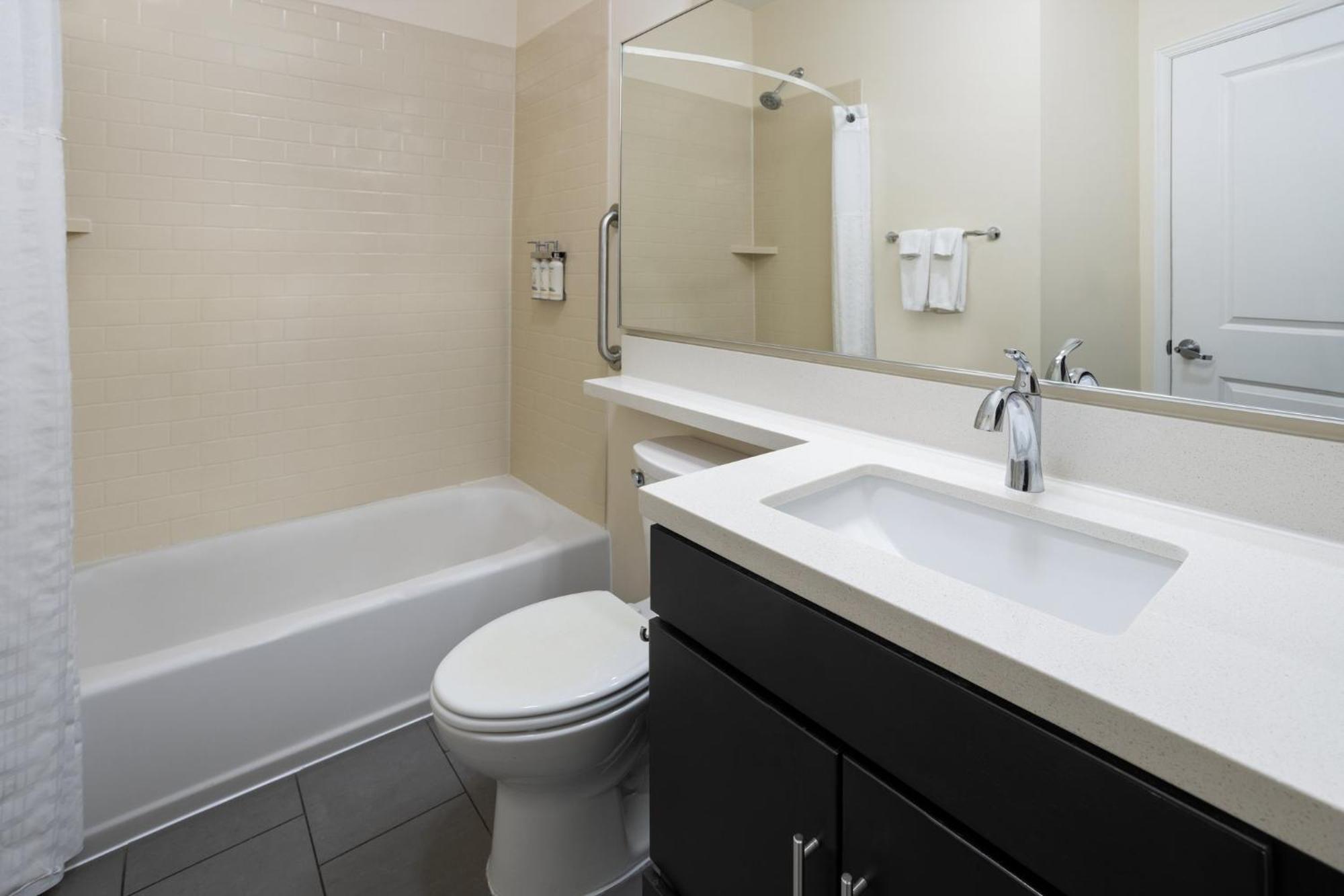 Candlewood Suites Philadelphia - Airport Area By Ihg Chester Exteriér fotografie