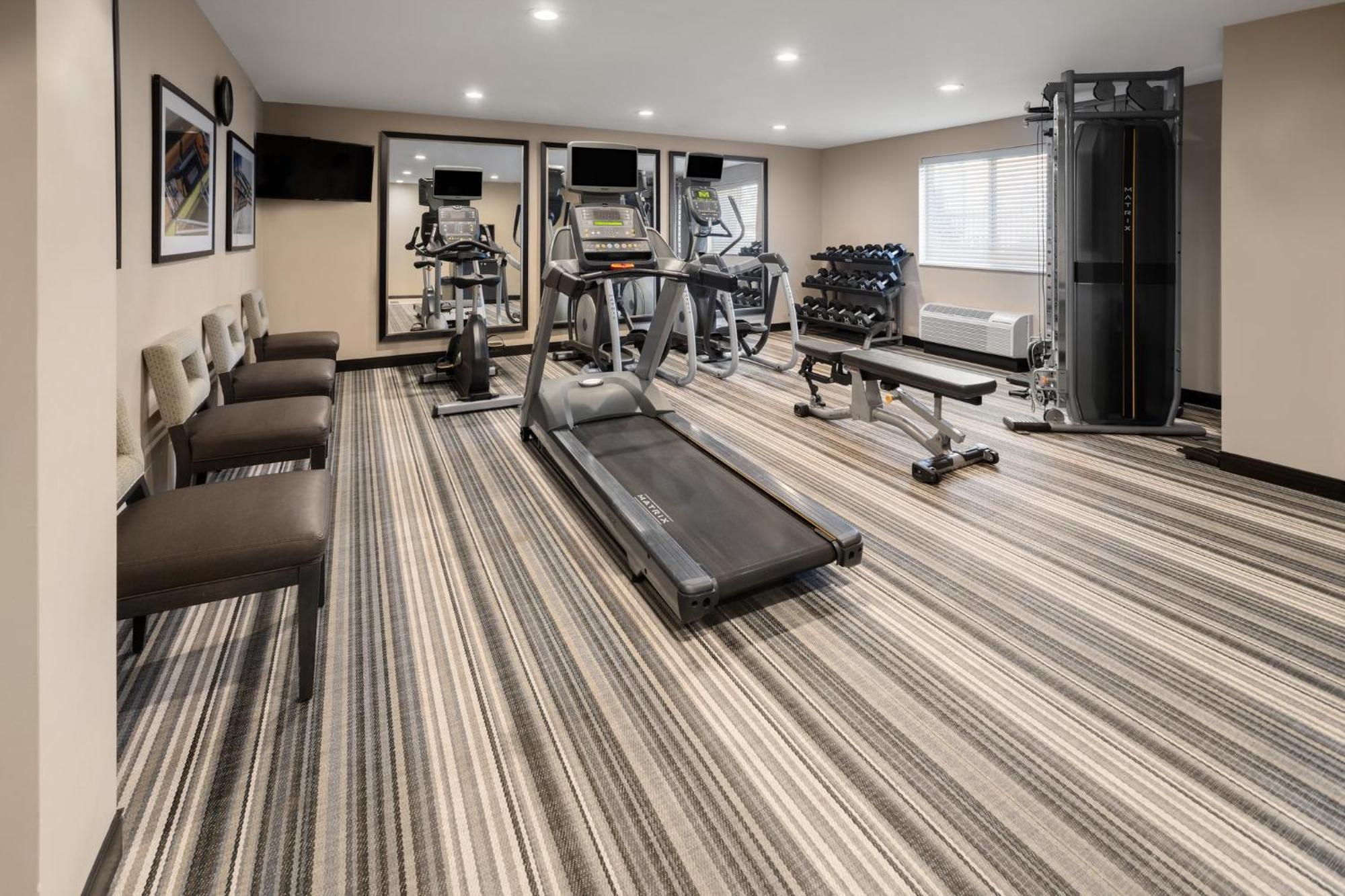 Candlewood Suites Philadelphia - Airport Area By Ihg Chester Exteriér fotografie